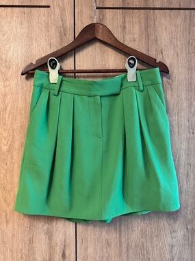 Diane von Furstenberg Pleated Mini Skirt Womens Size 4
